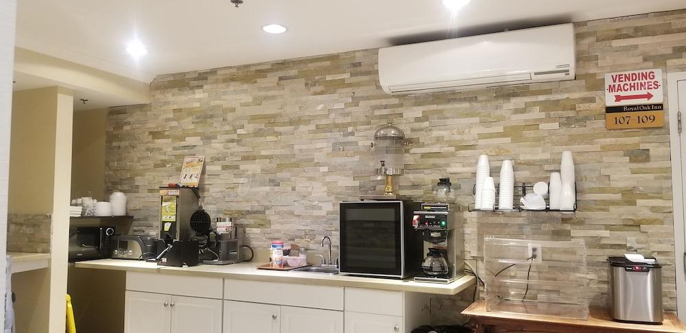 Royal Oak Inn โตรอนโต ภายนอก รูปภาพ